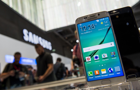 Samsung Galaxy S7 vs Galaxy S6 specs battle (Official Details)